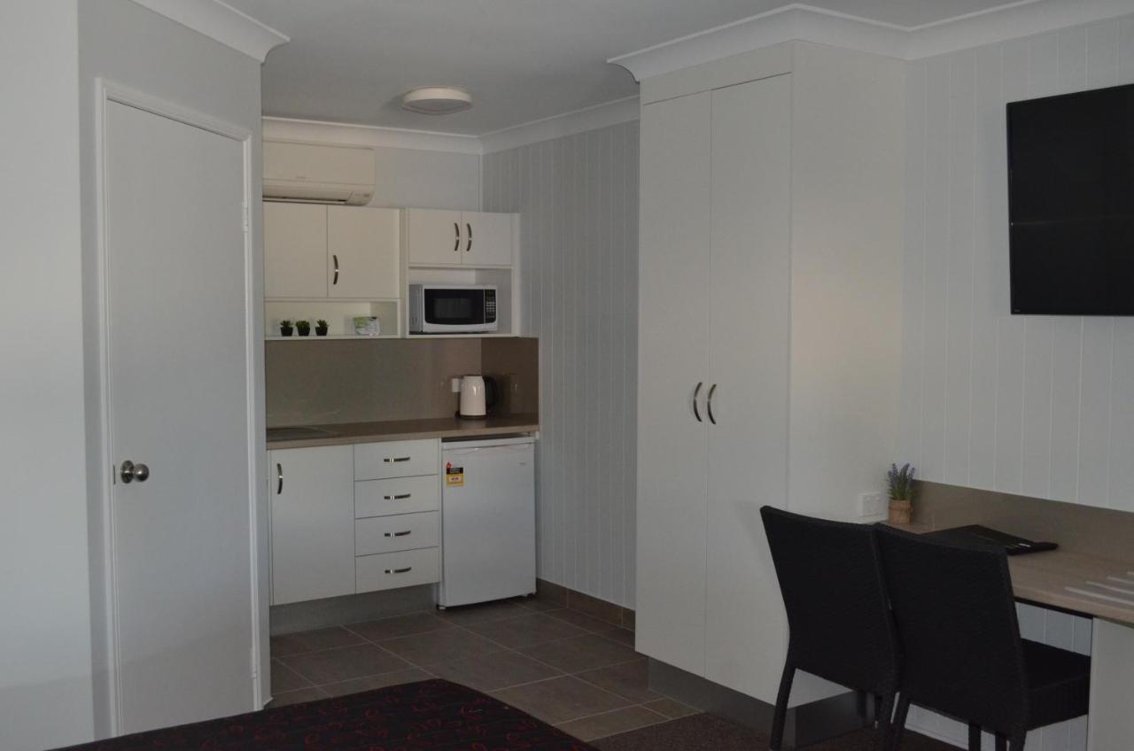 Raintree Motel Biloela Exterior photo